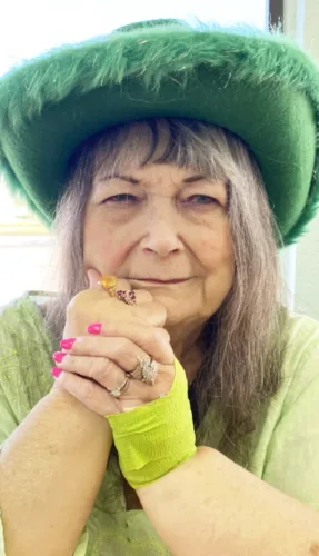 Gladys H. Komandt 1947-2026